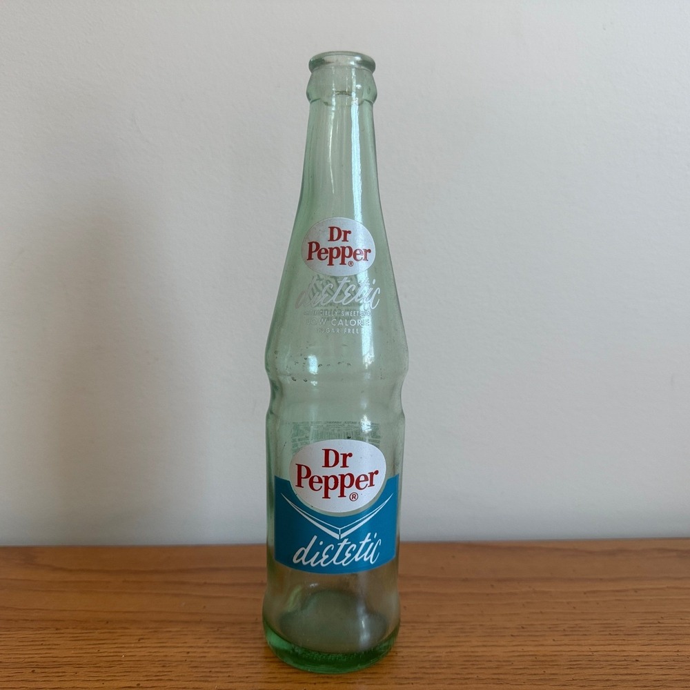 Vintage Dr Pepper Dietetic Glass Bottle 10 FL‎ OZ Collectible Soda Pop